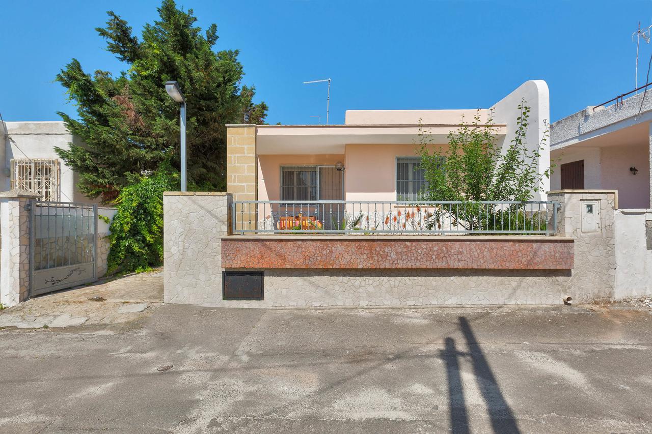 Villetta Colle Azzurro Porto Cesareo Bagian luar foto